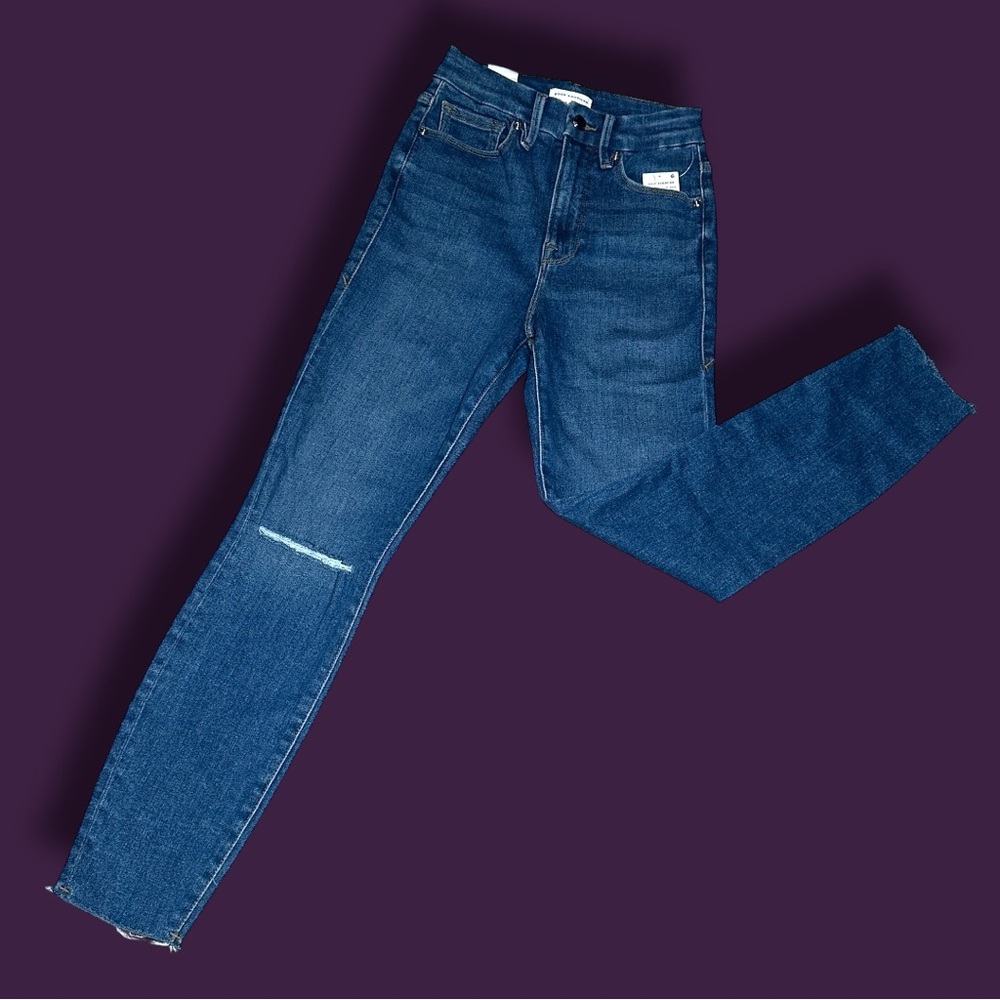 💥HP💥NWT Good American Distressed Knee Good Waist Crop Jeans. 👖 SIZE 0/25 - Picture 16 of 16